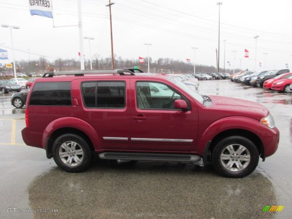 2008 Pathfinder LE 4x4 - Red Brawn / Cafe Latte photo #7