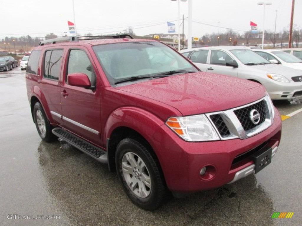 2008 Pathfinder LE 4x4 - Red Brawn / Cafe Latte photo #8