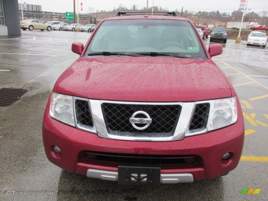 2008 Pathfinder LE 4x4 - Red Brawn / Cafe Latte photo #9