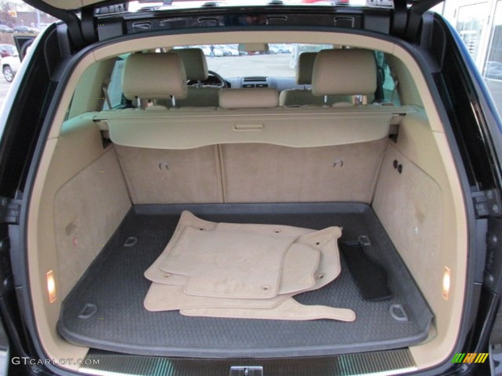 2004 Volkswagen Touareg V6 Trunk Photo #76620403