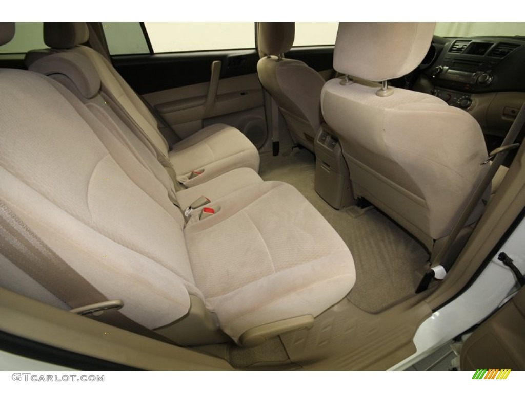 2010 Toyota Highlander Standard Highlander Model Rear Seat Photo #76620877