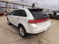 2010 White Platinum Tri-Coat Lincoln MKX FWD  photo #4