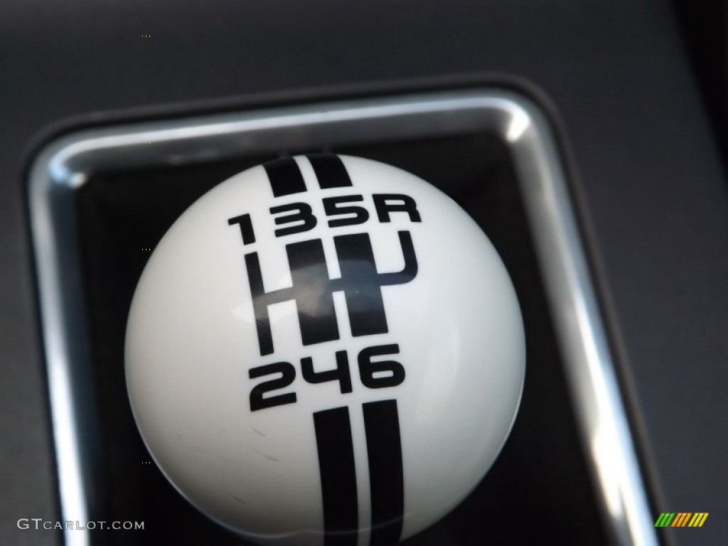 2011 Ford Mustang Shelby GT500 Coupe Transmission Photos