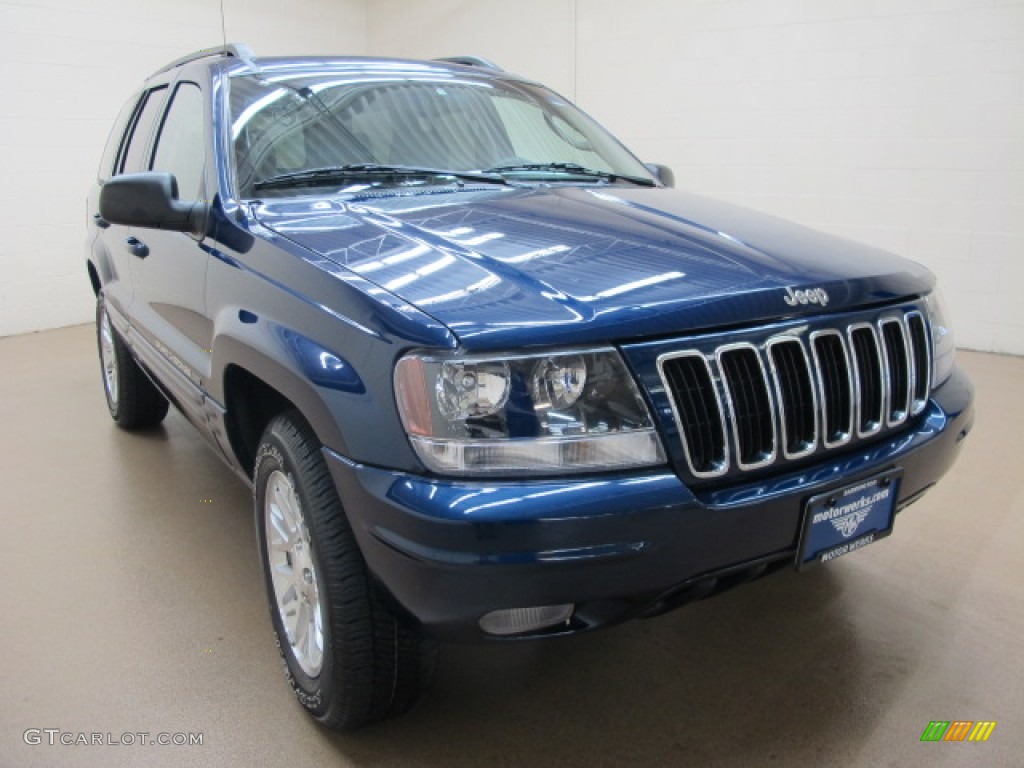 2002 Grand Cherokee Limited - Patriot Blue Pearlcoat / Taupe photo #1