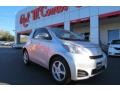 Classic Silver Metallic - iQ  Photo No. 1