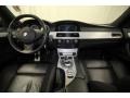 Black Sapphire Metallic - M5 Sedan Photo No. 4