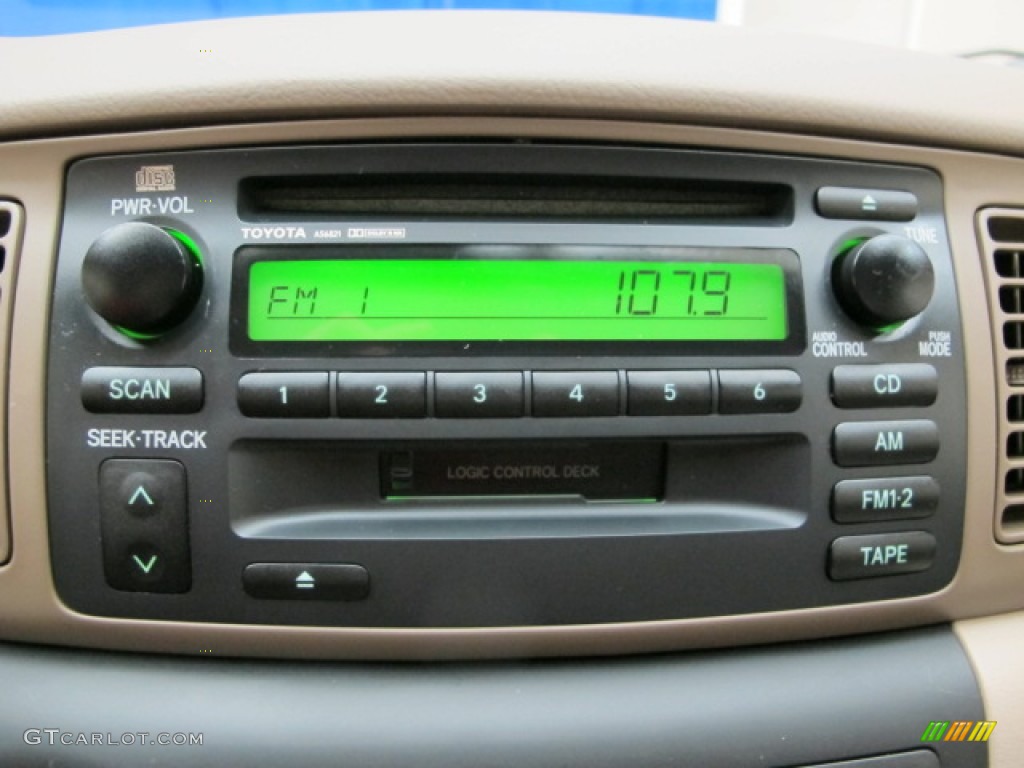2004 Toyota Corolla LE Audio System Photo #76629763