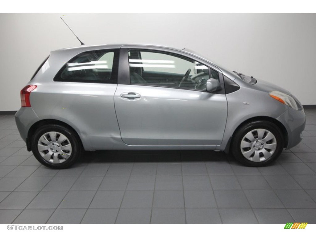 Meteorite Metallic 2007 Toyota Yaris 3 Door Liftback Exterior Photo #76630116