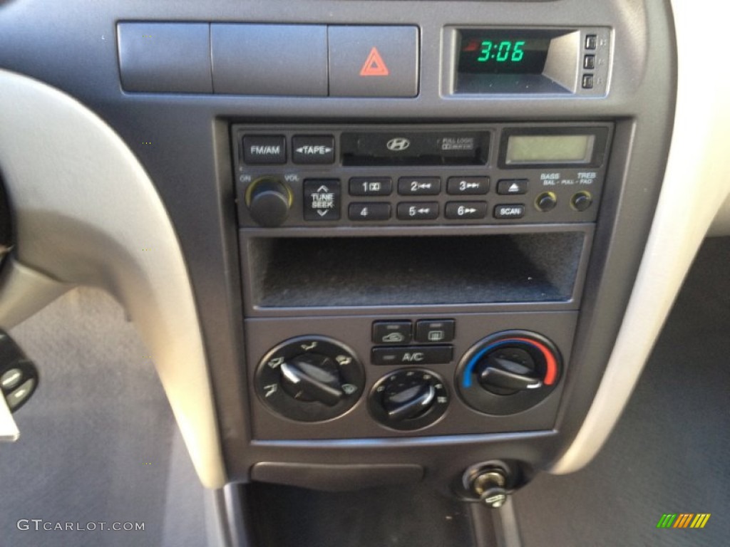 2001 Elantra GLS - Champagne / Beige photo #17