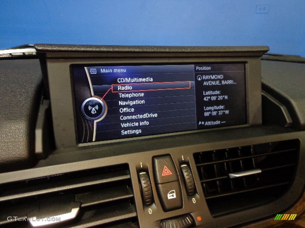 2012 BMW Z4 sDrive35i Controls Photo #76633104