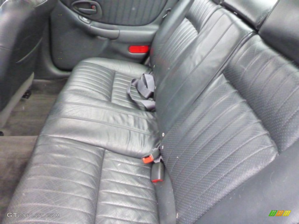 2003 Pontiac Grand Prix GTP Sedan Rear Seat Photos
