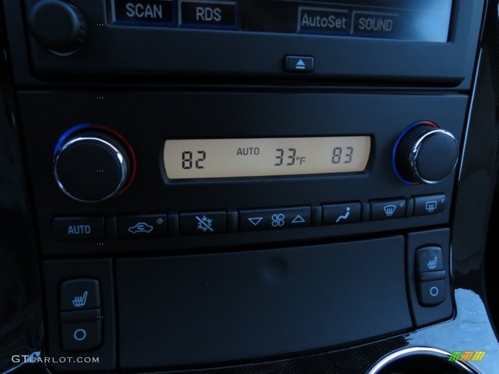 2010 Chevrolet Corvette Grand Sport Coupe Controls Photo #76637838