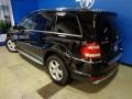 Black - GL 450 4Matic Photo No. 39