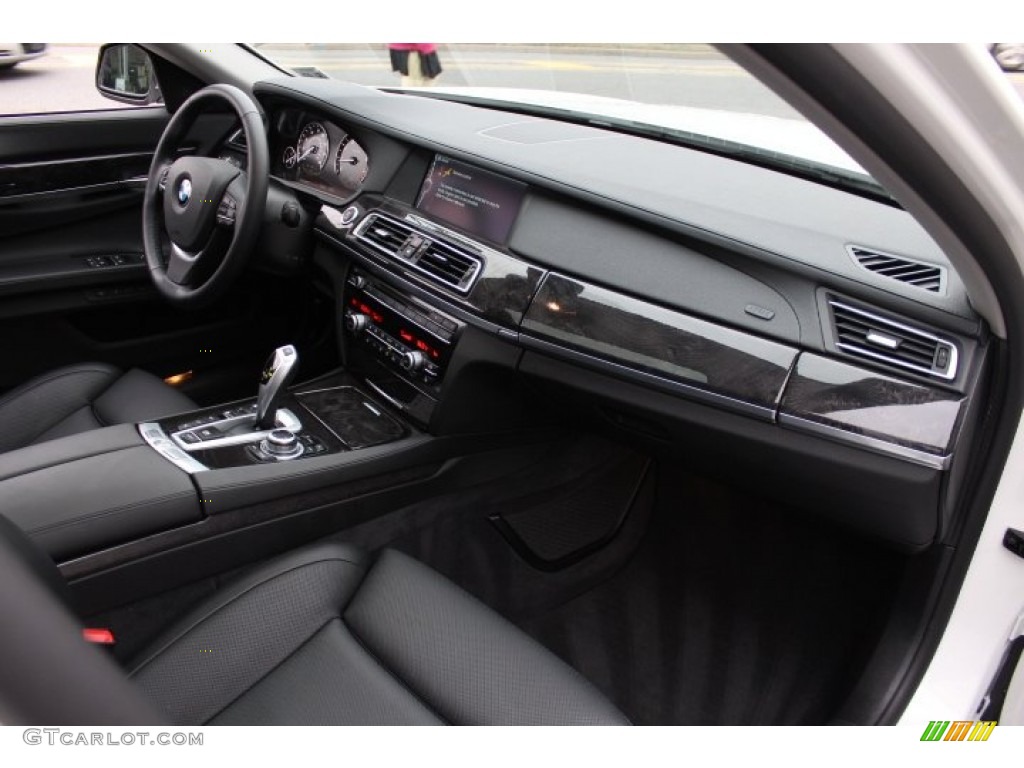 2012 7 Series 750i xDrive Sedan - Alpine White / Black photo #26