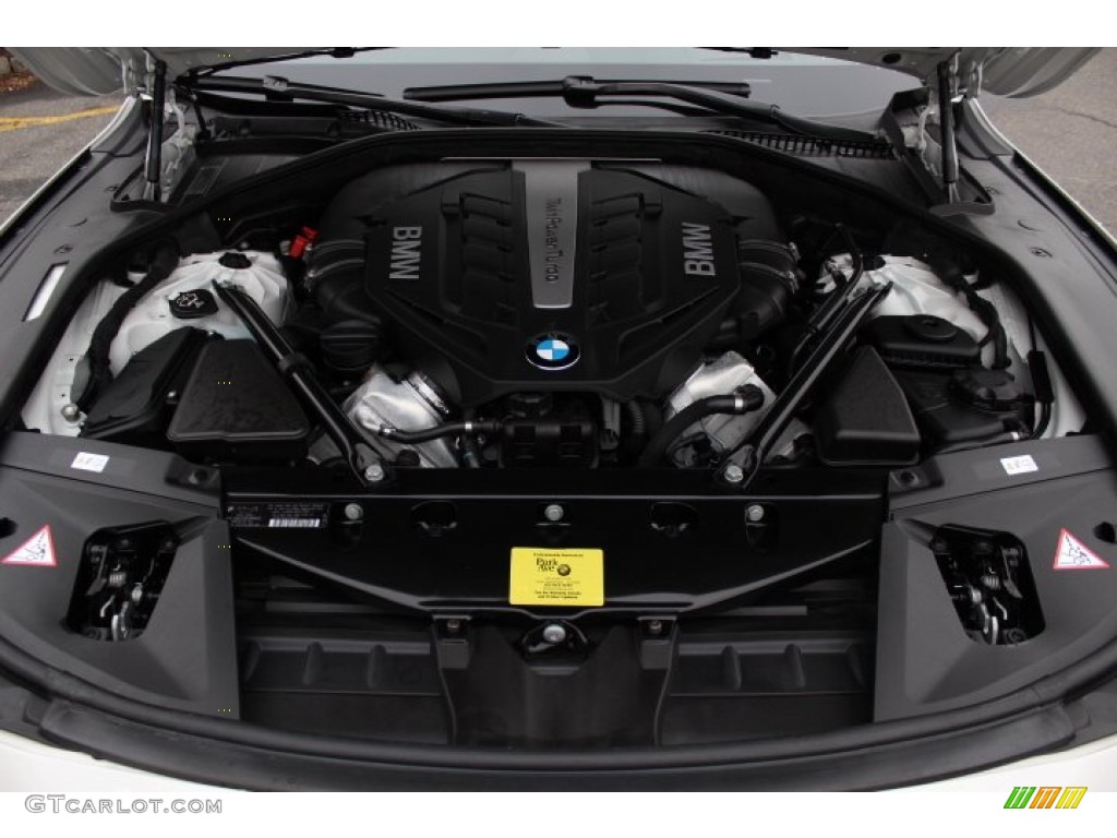 2012 7 Series 750i xDrive Sedan - Alpine White / Black photo #29