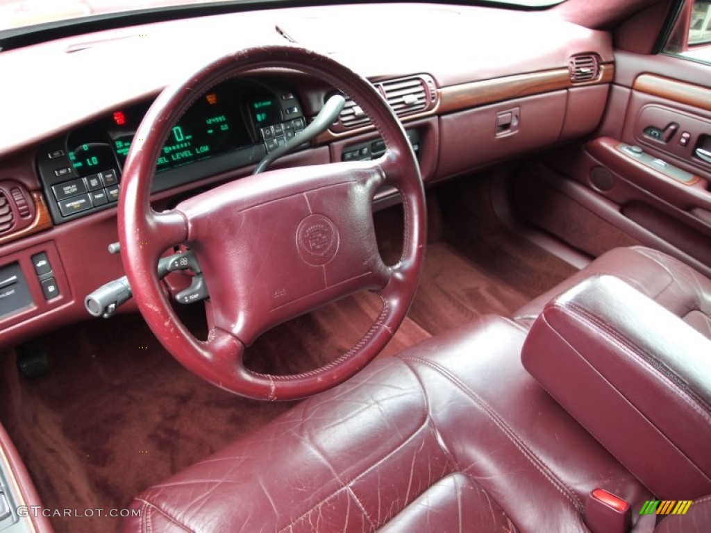 1999 DeVille Sedan - Crimson Pearl / Mulberry photo #10