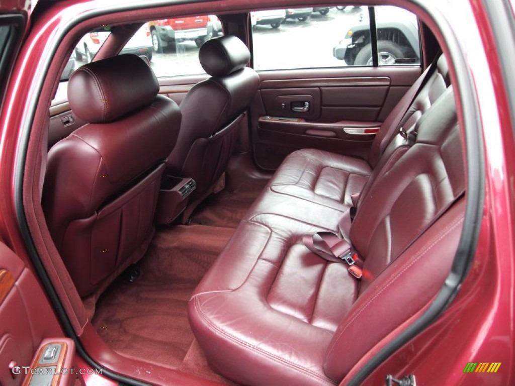 1999 DeVille Sedan - Crimson Pearl / Mulberry photo #18