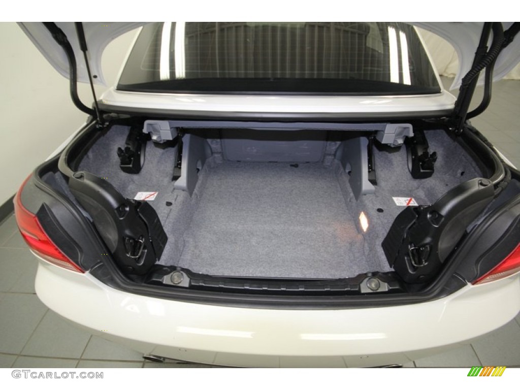 2010 BMW 3 Series 335i Convertible Trunk Photo #76644513