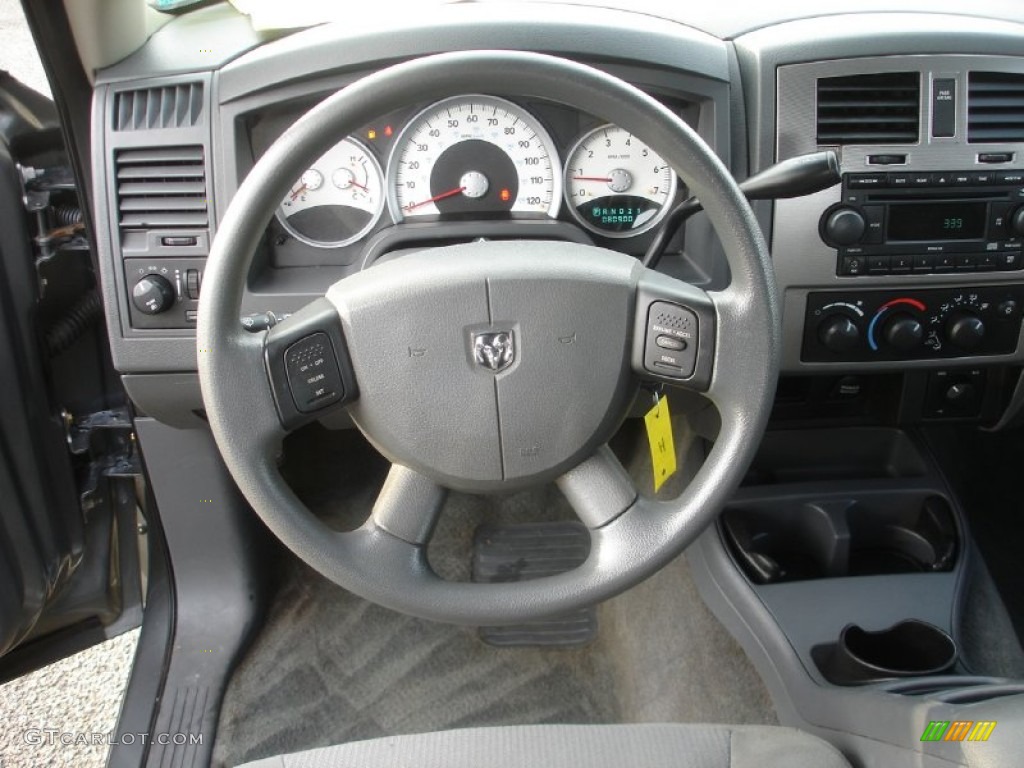 2006 Dodge Dakota SLT Quad Cab 4x4 Medium Slate Gray Steering Wheel Photo #76644777