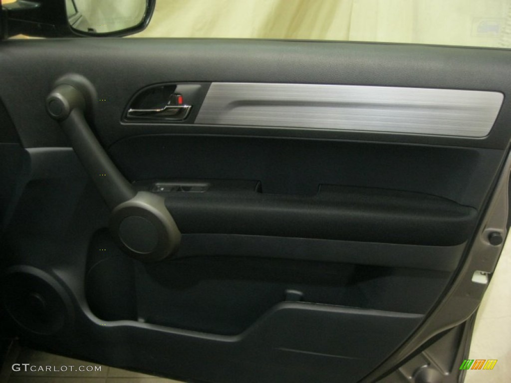 2011 CR-V SE 4WD - Polished Metal Metallic / Black photo #30