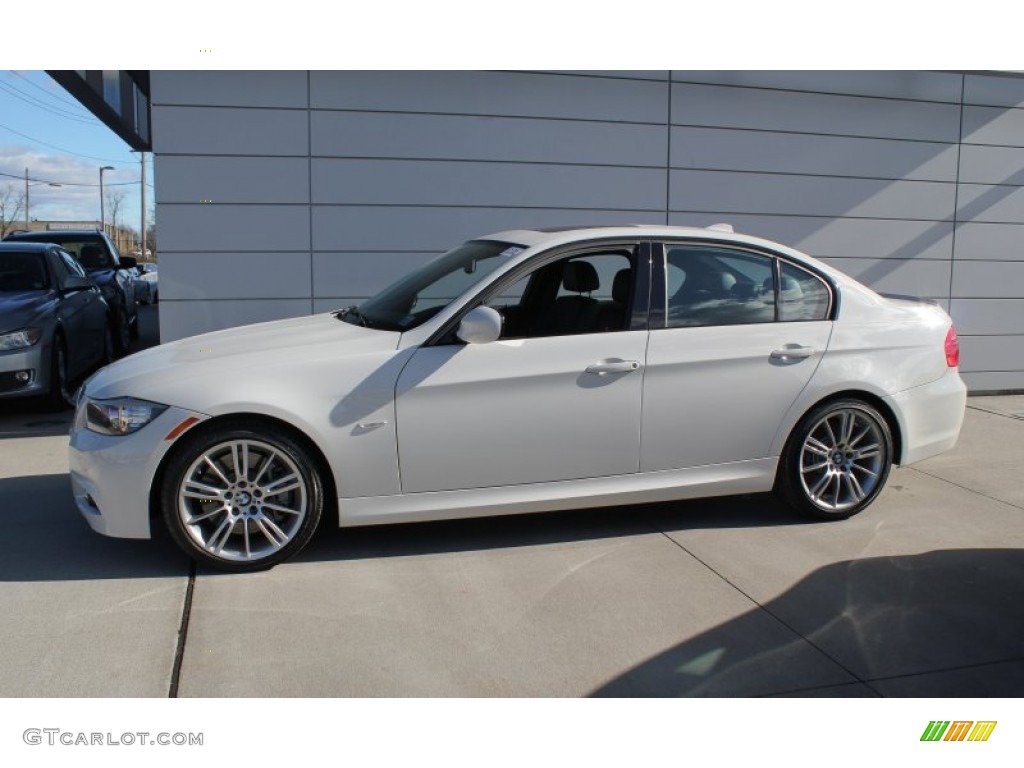 2010 3 Series 335i Sedan - Alpine White / Black photo #3