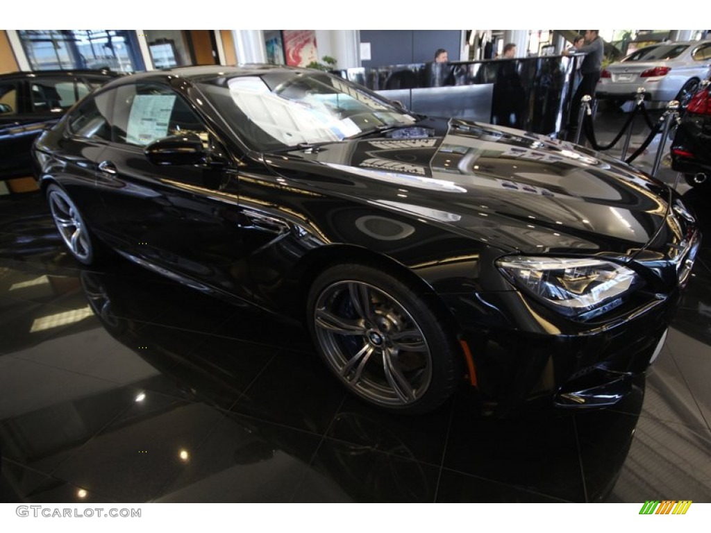 Black Sapphire Metallic BMW M6