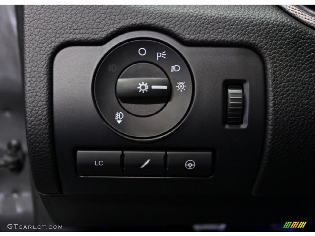 2013 Ford Mustang Shelby GT500 SVT Performance Package Coupe Controls Photo #76650390