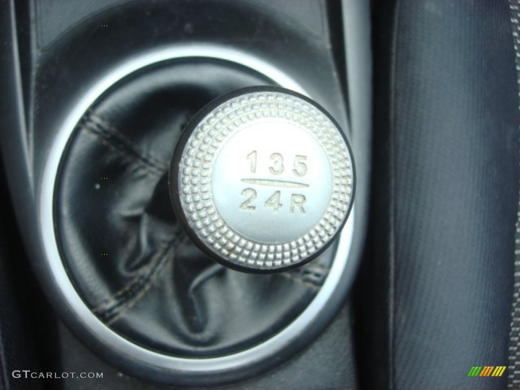 2006 Tiburon GS - Obsidian Black / Black photo #11