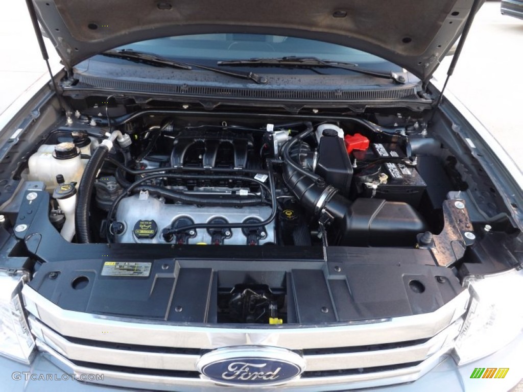 2010 Ford Flex SE Engine Photos