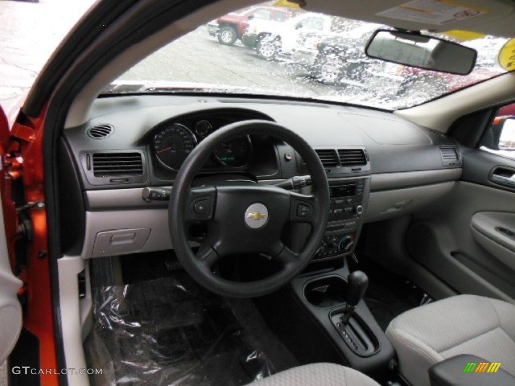 2005 Cobalt LS Coupe - Sunburst Orange Metallic / Gray photo #10