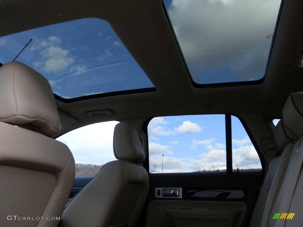 2010 Lincoln MKX AWD Sunroof Photo #76656819