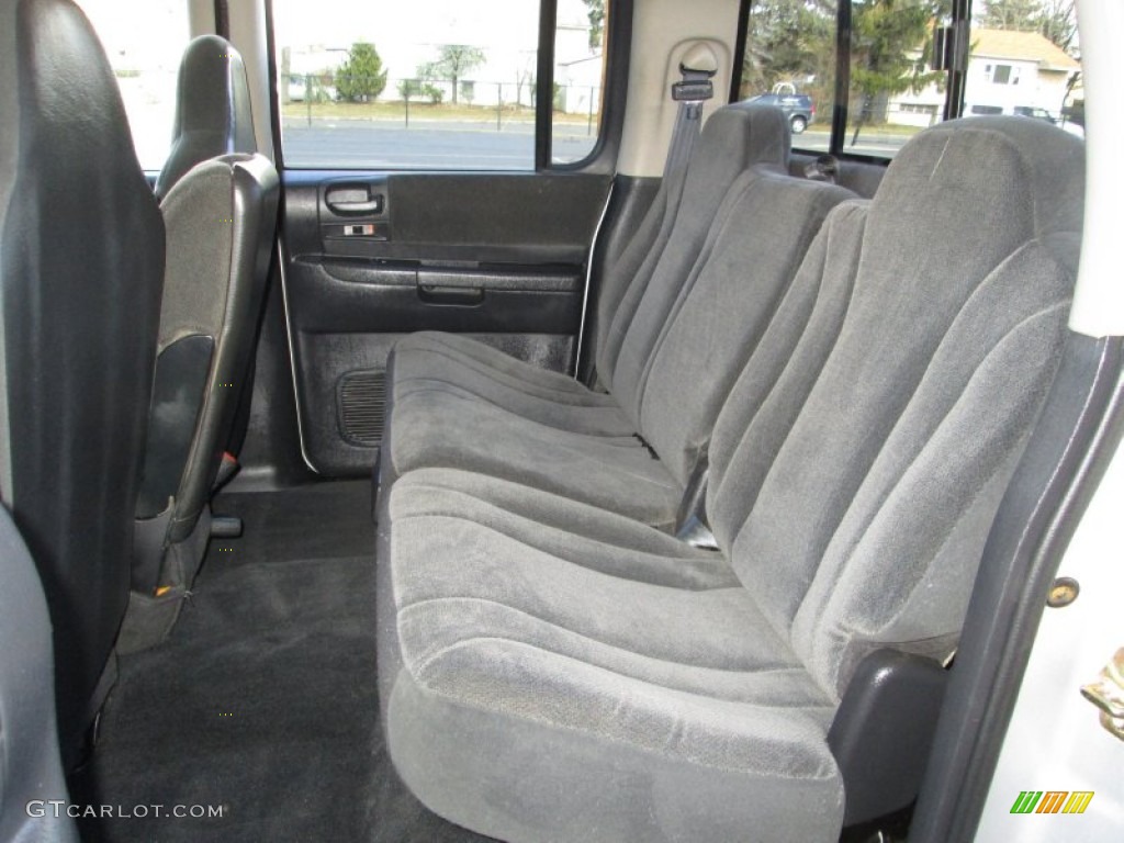 2001 Dodge Dakota Sport Quad Cab 4x4 Rear Seat Photo #76657236