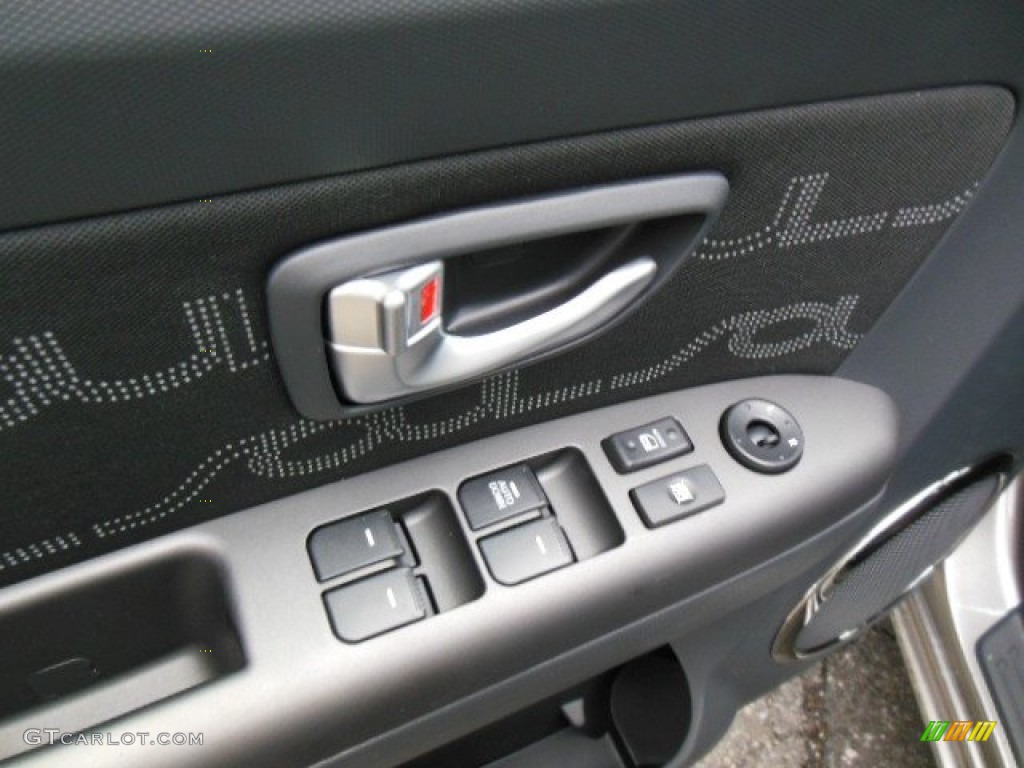 2013 Kia Soul + Controls Photo #76657465