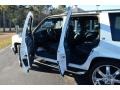 Olympic White - Yukon SLT 4x4 Photo No. 11