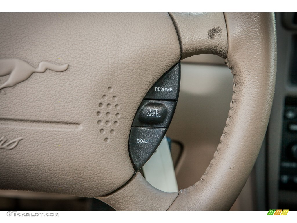 2004 Ford Mustang V6 Coupe Controls Photo #76657785