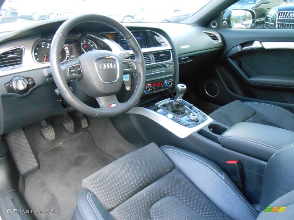 Black Interior 2010 Audi A5 2.0T quattro Coupe Photo #76658547