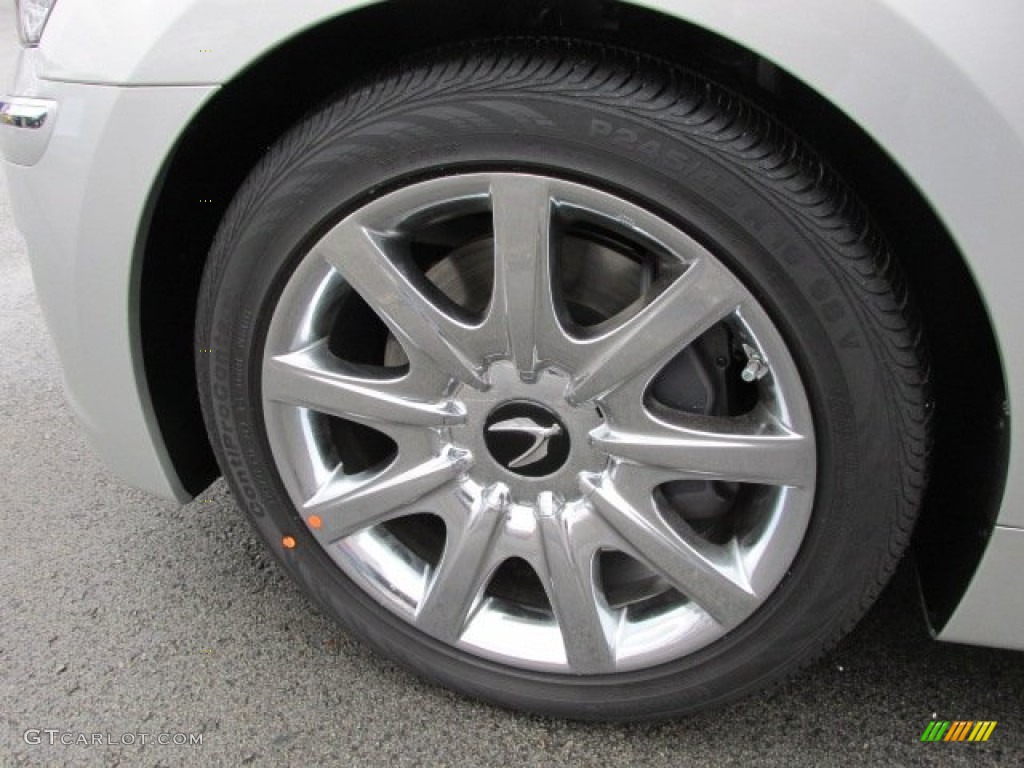 2013 Equus Signature - Platinum Metallic / Jet Black photo #3