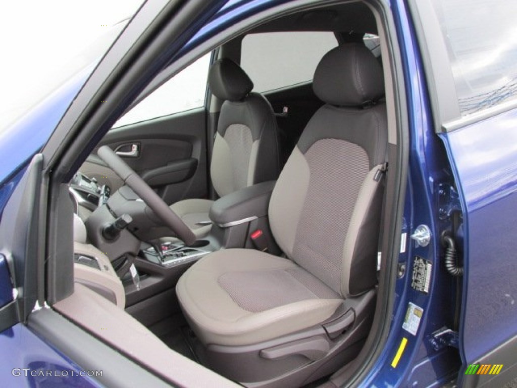 2013 Hyundai Tucson GLS Front Seat Photo #76661283