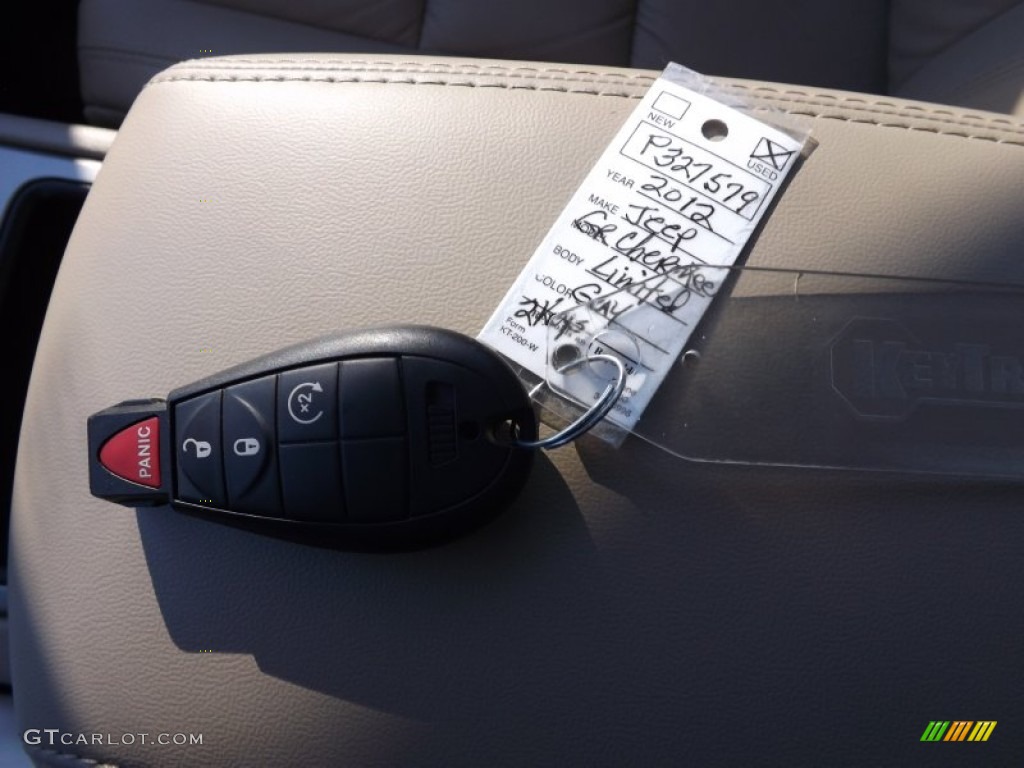 2012 Jeep Grand Cherokee Limited Keys Photos