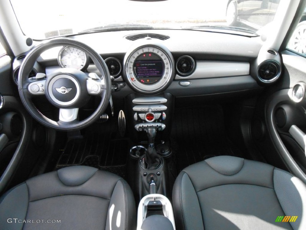 2008 Mini Cooper S Clubman Grey/Black Dashboard Photo #76661994