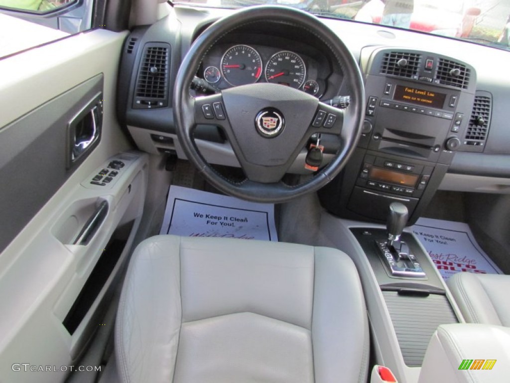 2006 SRX V6 - Stealth Gray / Light Gray photo #23
