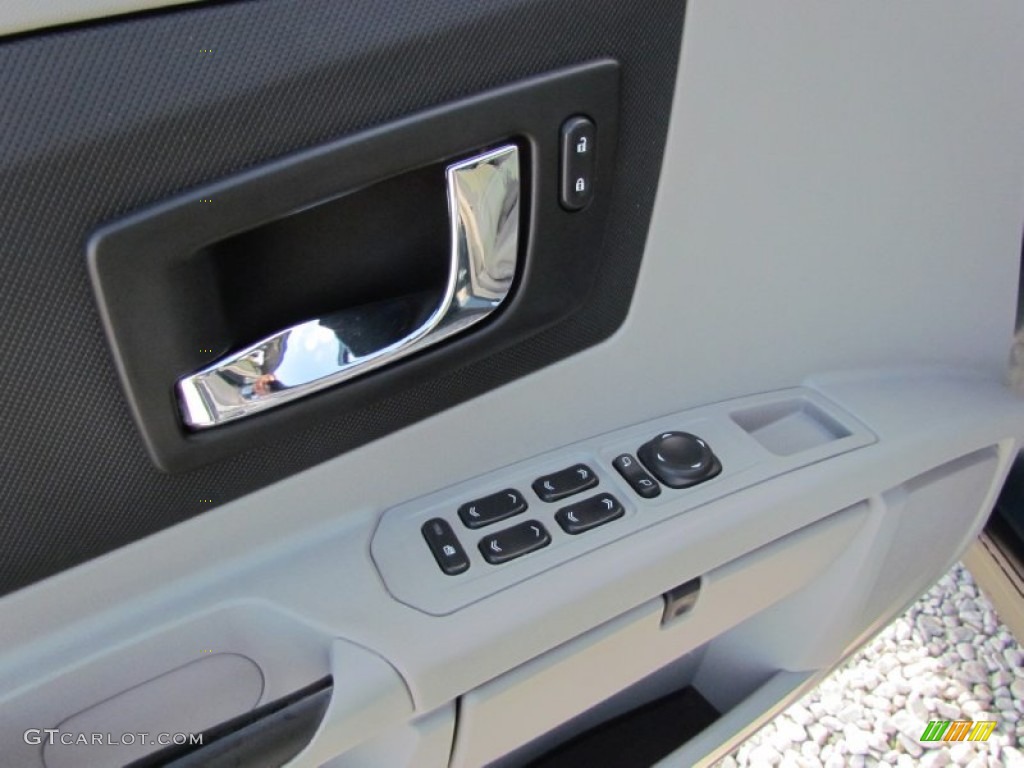2006 SRX V6 - Stealth Gray / Light Gray photo #25