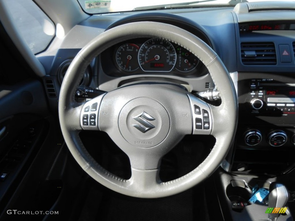 2009 SX4 Crossover Touring AWD - Vivid Red / Black photo #21