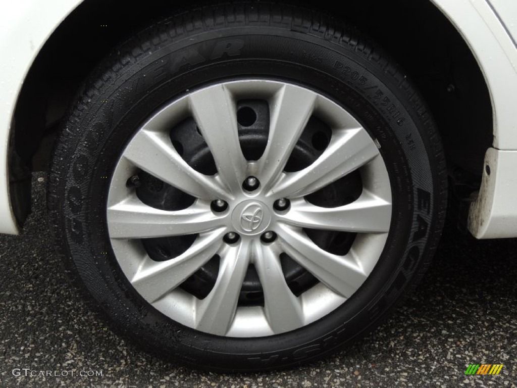 2012 Toyota Corolla Standard Corolla Model Wheel Photos