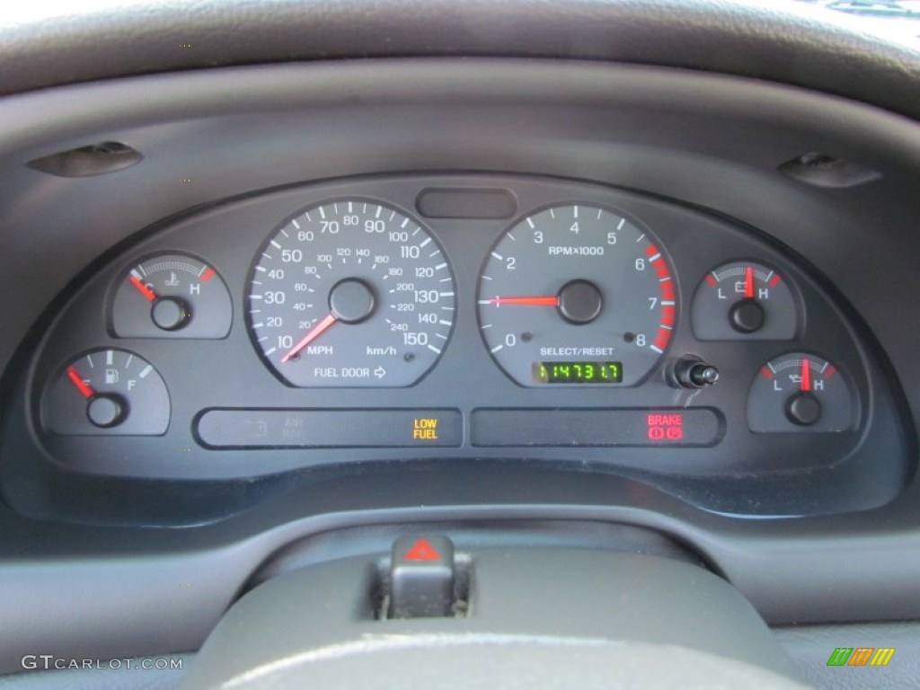 2002 Ford Mustang GT Convertible Gauges Photo #76663973
