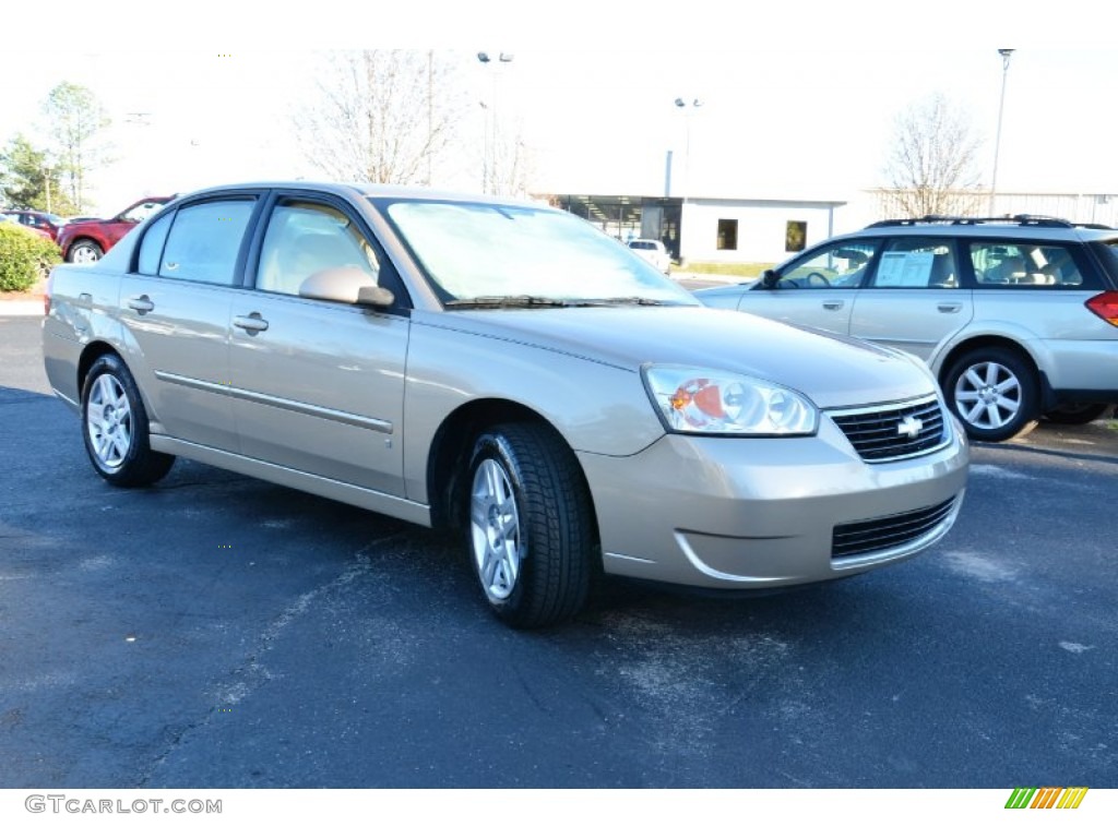 2007 Malibu LT Sedan - Sandstone Metallic / Cashmere Beige photo #3