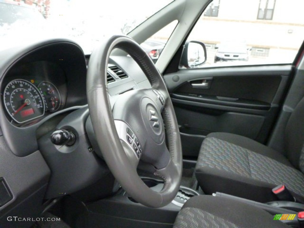 2007 SX4 Convenience AWD - Bright Red / Black photo #7
