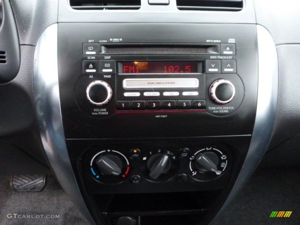 2007 SX4 Convenience AWD - Bright Red / Black photo #10