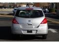 Brilliant Silver Metallic - Versa 1.8 S Hatchback Photo No. 6