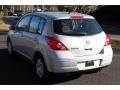 Brilliant Silver Metallic - Versa 1.8 S Hatchback Photo No. 8